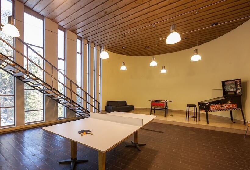 ホテル Arosa Mountain Lodge