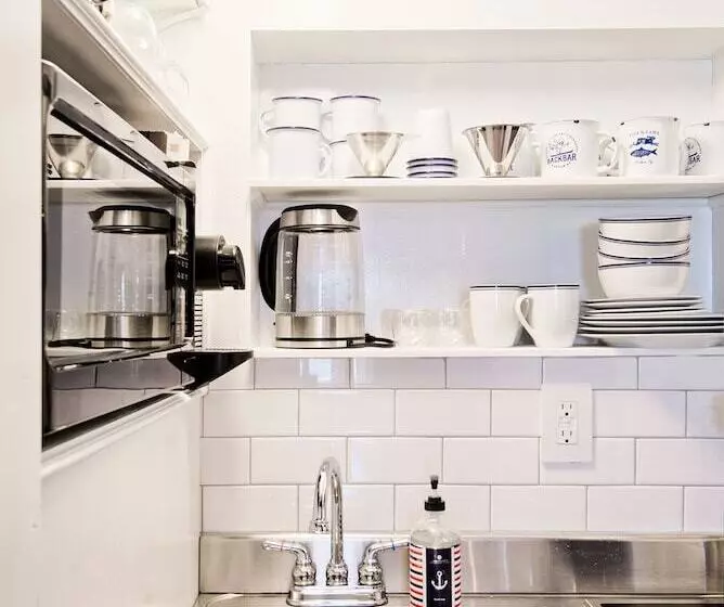 Hotelli Nautical Nest Hudson