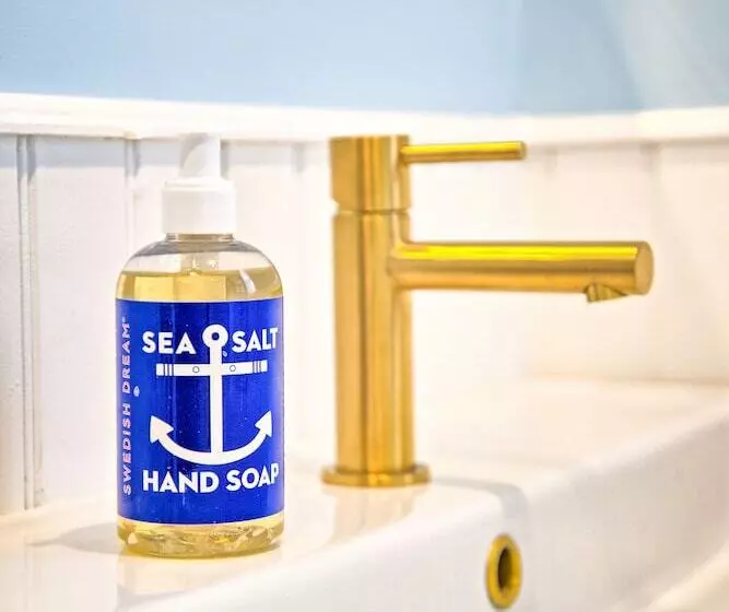 Hotelli Nautical Nest Hudson