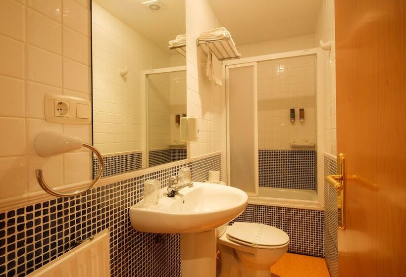 호텔 Playa De Luanco