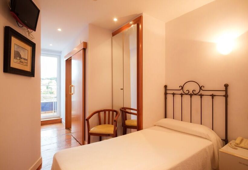 호텔 Playa De Luanco