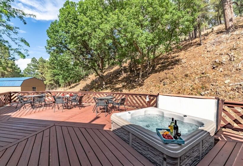 Little Creek Retreat