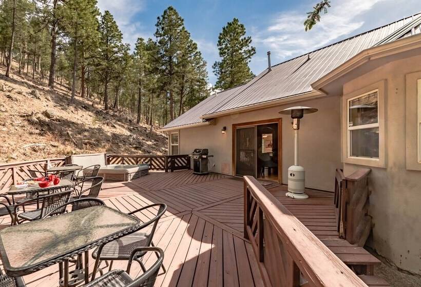 Little Creek Retreat