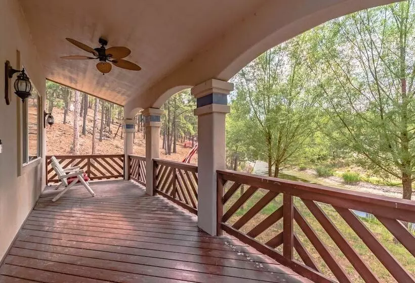 Little Creek Retreat