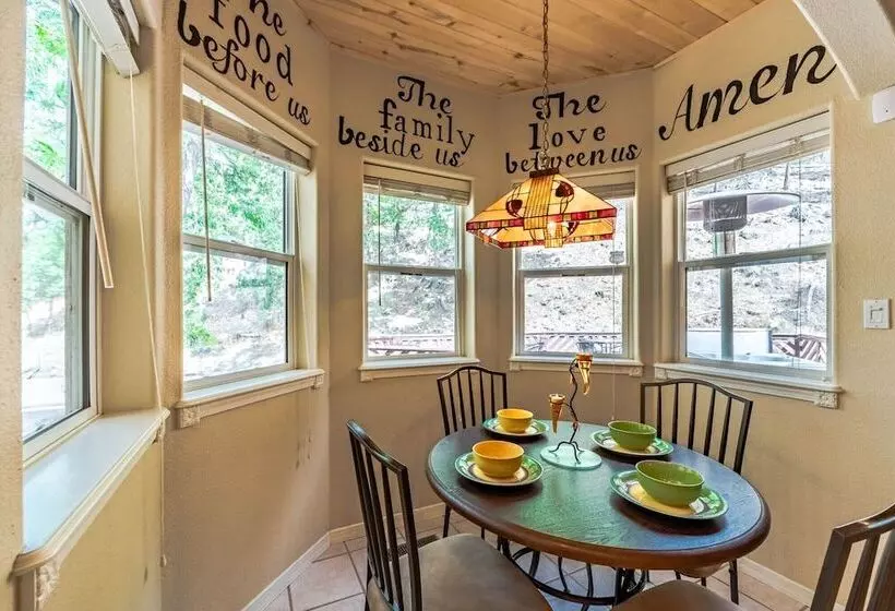 Little Creek Retreat