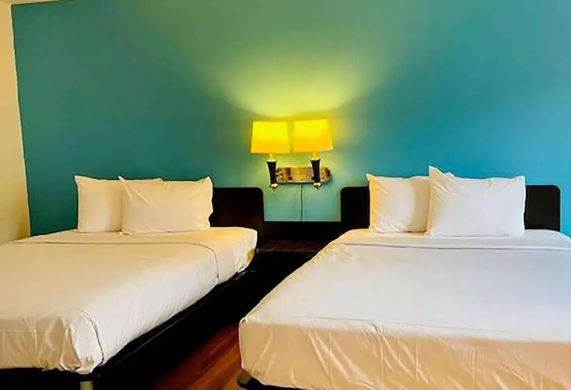 モーテル Travelodge Inn & Suites By Wyndham Missoula University Park
