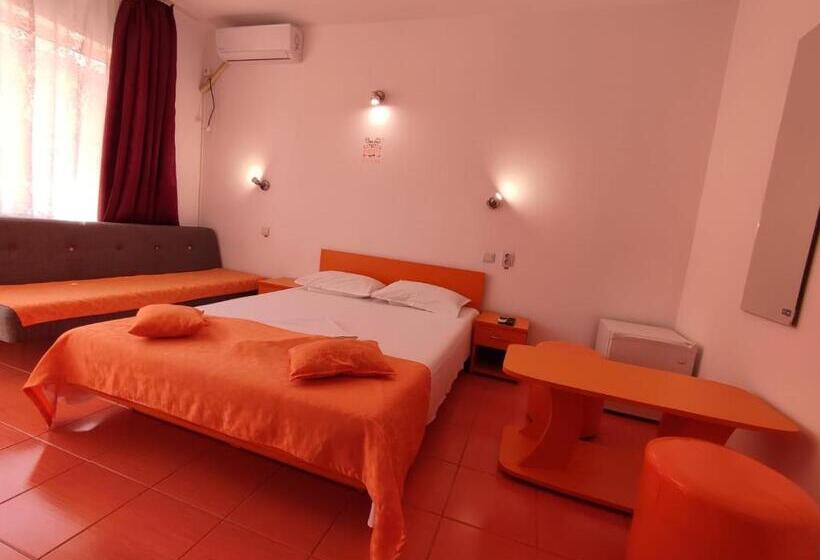 펜션 Vila Fery Costinesti