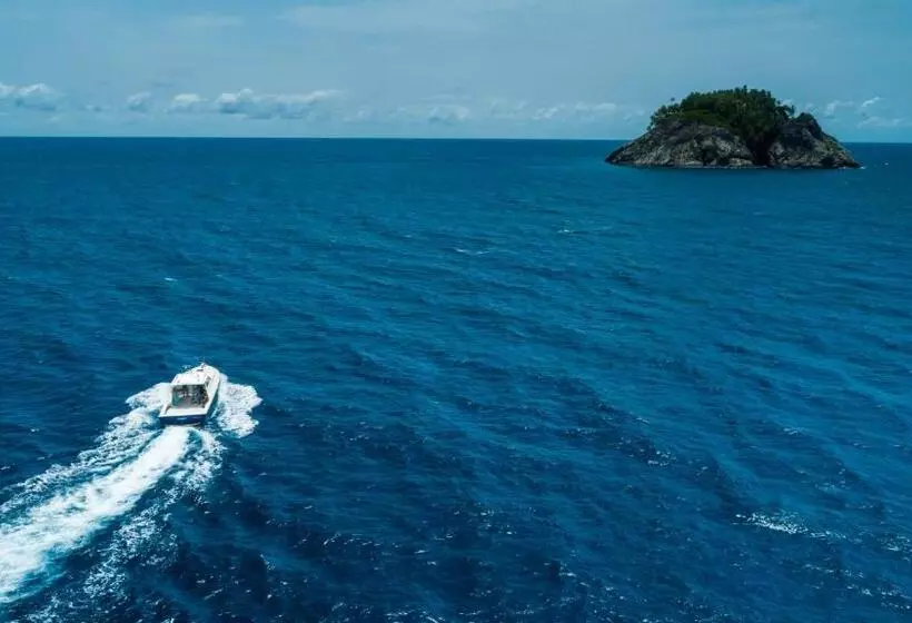 Club Santana Beach & Resort