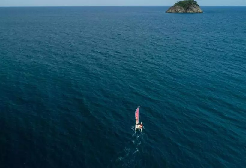 Club Santana Beach & Resort