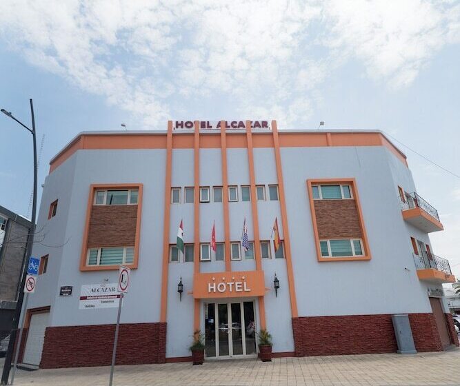 ホテル Alcazar  Guadalajara Centro Historico