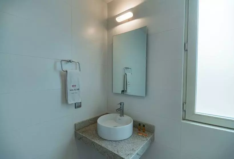 هتل Alcazar Guadalajara Centro Historico