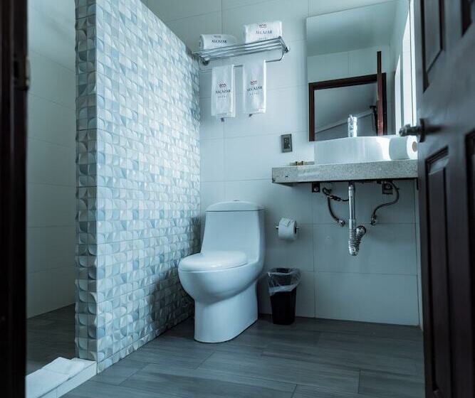 ホテル Alcazar  Guadalajara Centro Historico