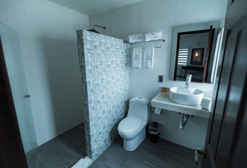 ホテル Alcazar  Guadalajara Centro Historico