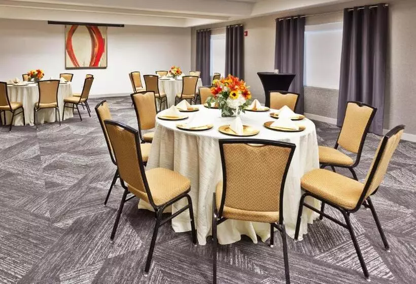 Hotel Sonesta Essential Columbus