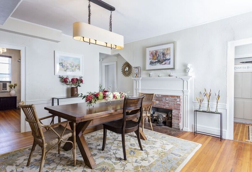 酒店 Chapter House