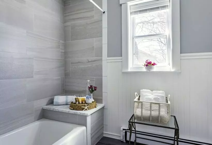 فندق Chapter House