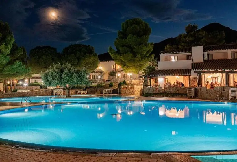 هتل Club Esse Cala Gonone