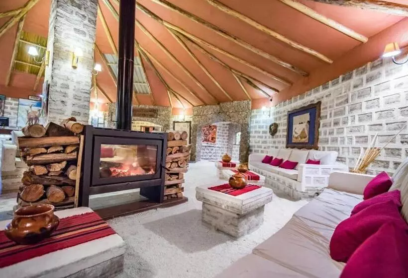 هتل De Sal Luna Salada