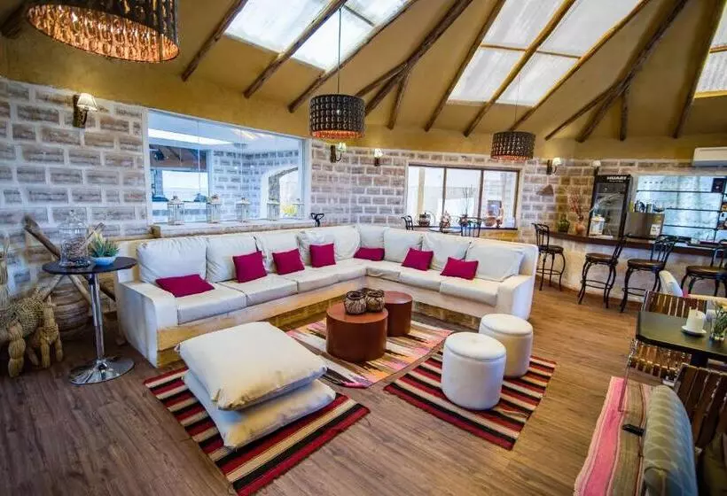 هتل De Sal Luna Salada