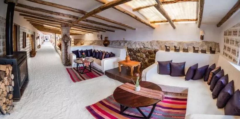 هتل De Sal Luna Salada