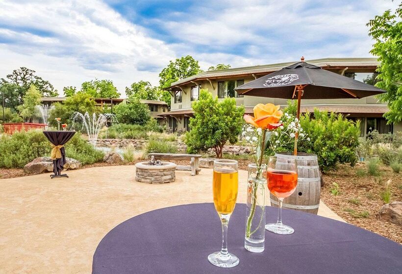 Gaia Hotel & Spa, Ascend Hotel Collection