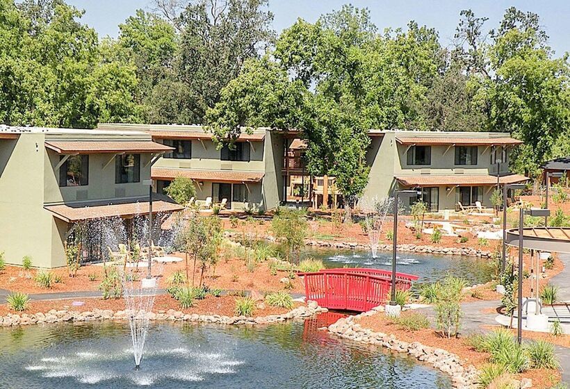 Gaia Hotel & Spa, Ascend Hotel Collection