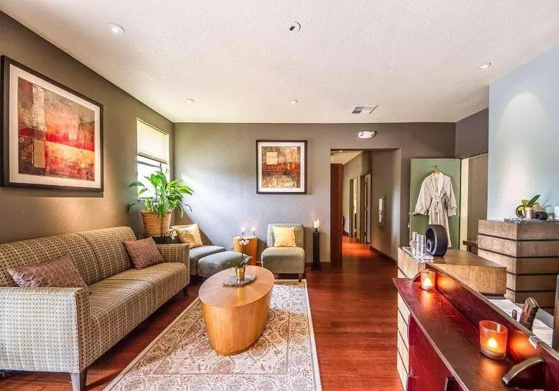 Gaia Hotel & Spa, Ascend Hotel Collection