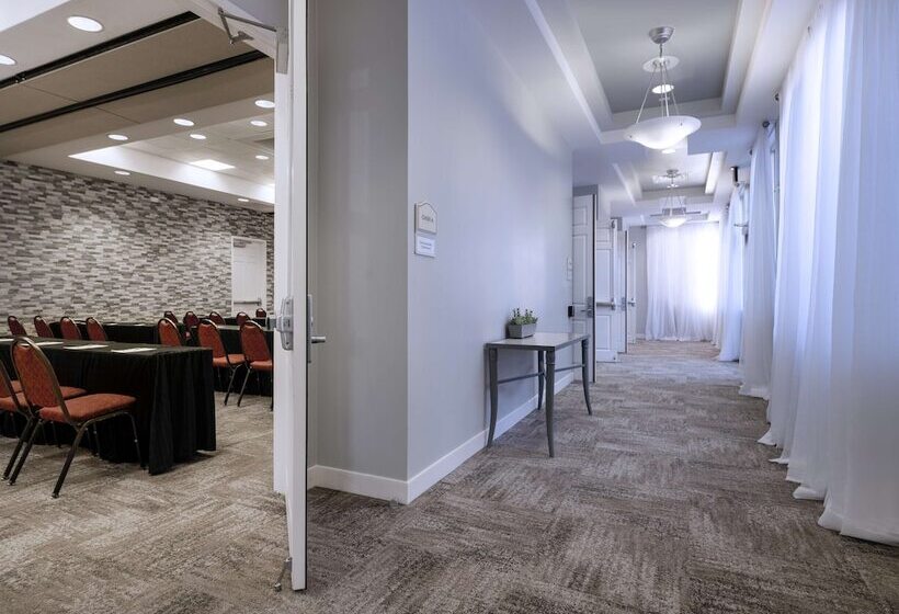 فندق Hilton Garden Inn Las Vegas Strip South