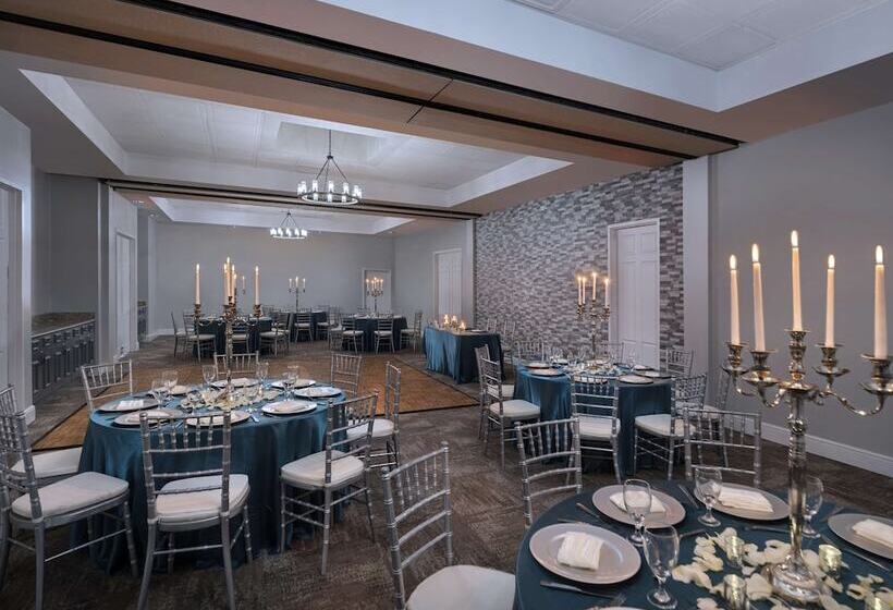 فندق Hilton Garden Inn Las Vegas Strip South