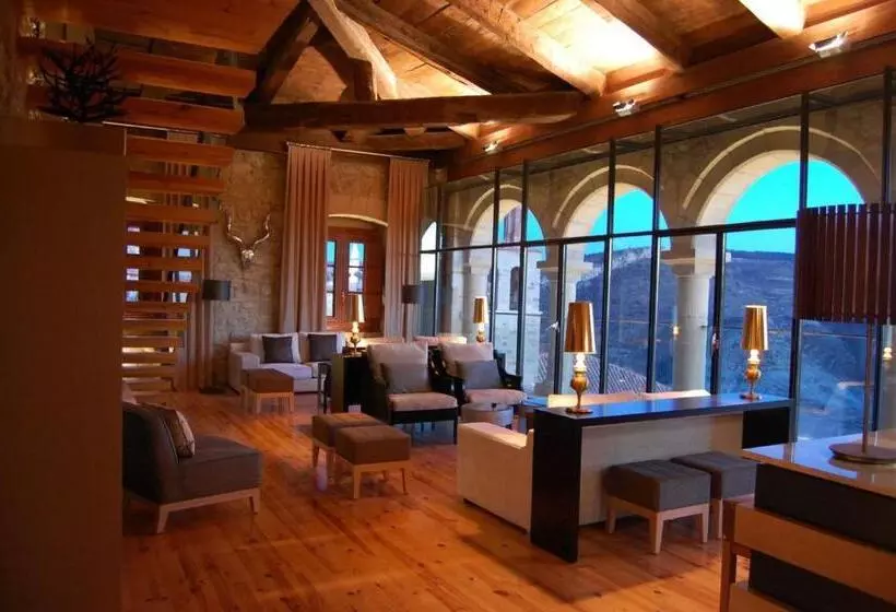 호텔 Hospedería Palacio De Allepuz