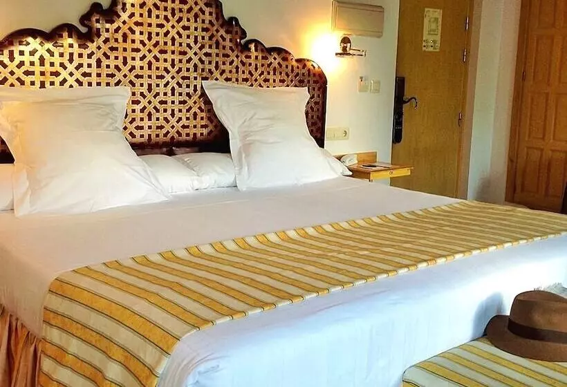 هتل Las Casas De La Judería De Córdoba