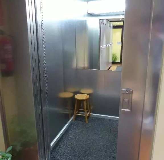 هتل Les Truites Adults Only