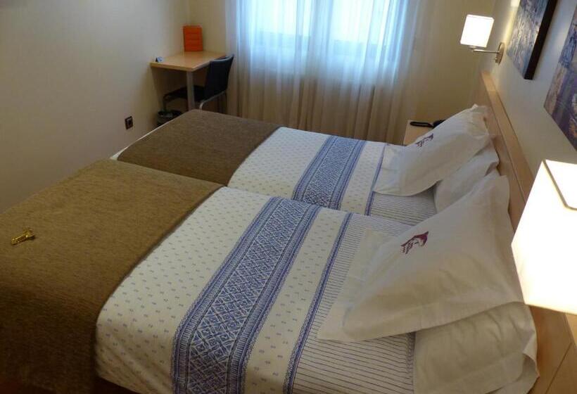 هتل Les Truites Adults Only