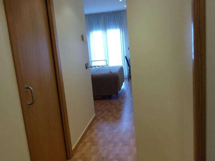 هتل Les Truites Adults Only