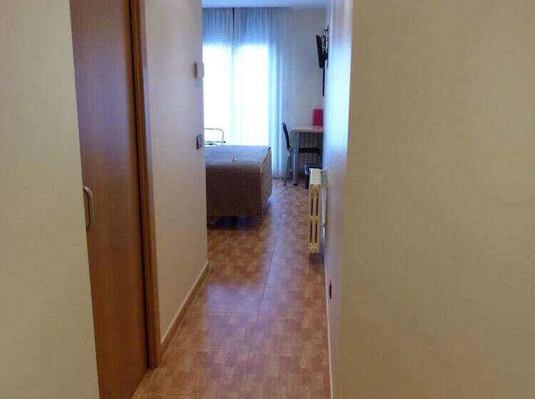 هتل Les Truites Adults Only