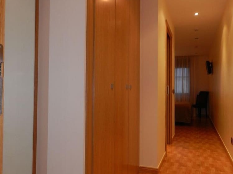 هتل Les Truites Adults Only