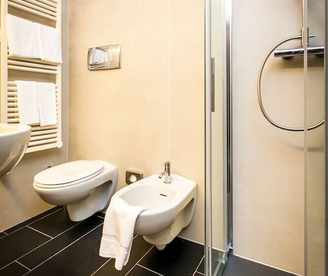 فندق Lo Scoiattolo