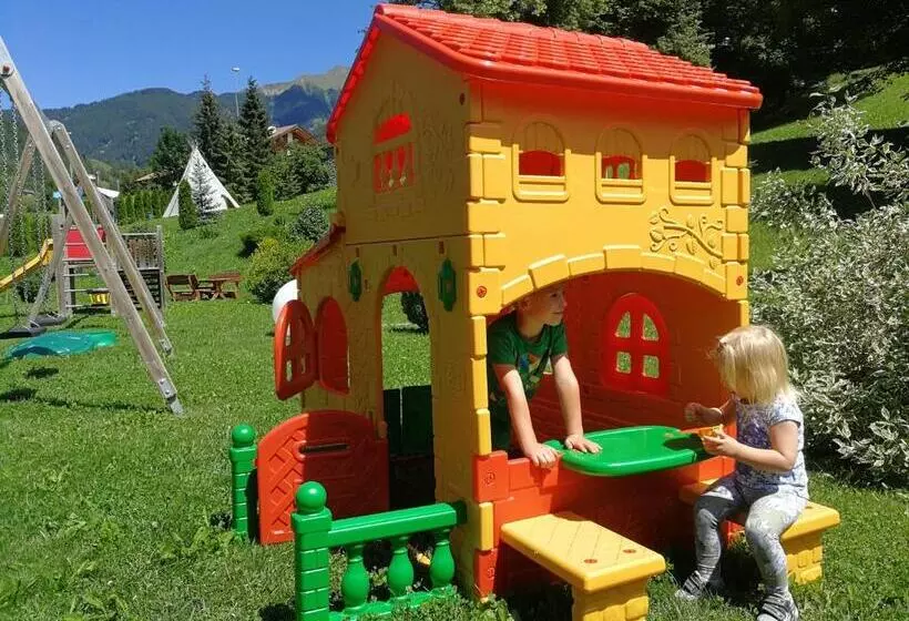 Отель Rio Stava Family Resort & Spa