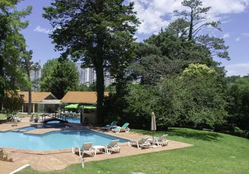 Parque Hotel Saint Pierre