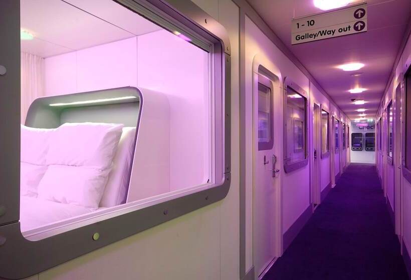 Yotelair Amsterdam Schiphol Transit