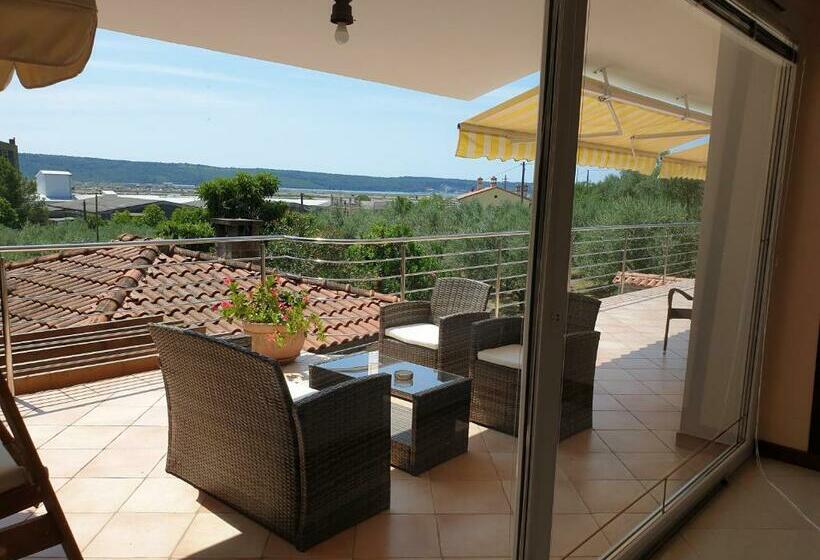 پانسیون Rooms & Apartments Giulia