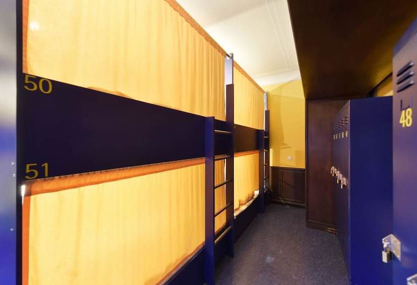 Bed Nbudget Expohostel Dorms