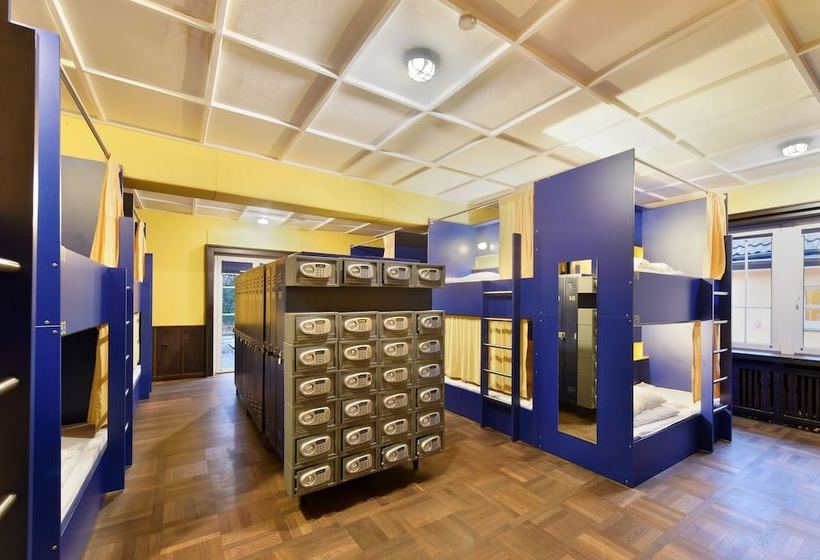 Bed Nbudget Expohostel Dorms