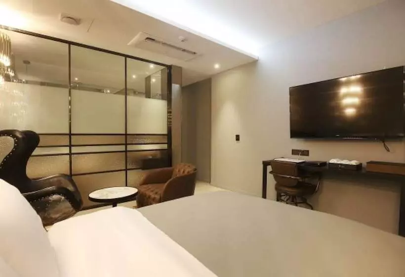 ホテル Cheonan La Tree