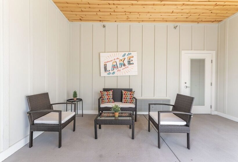 酒店 The Lodge Lake Chelan