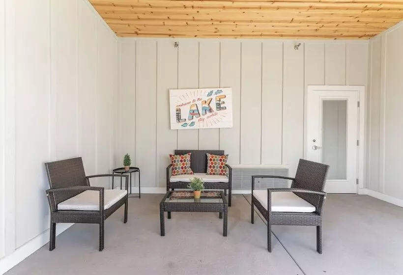 Hotelli The Lodge Lake Chelan