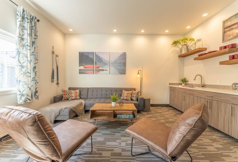 酒店 The Lodge Lake Chelan