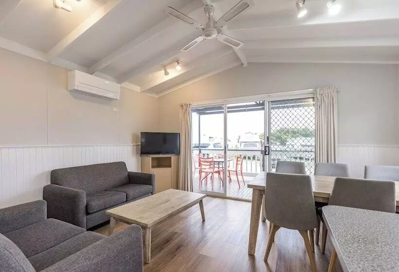 Hotelli Nrma Phillip Island Beachfront Holiday Park