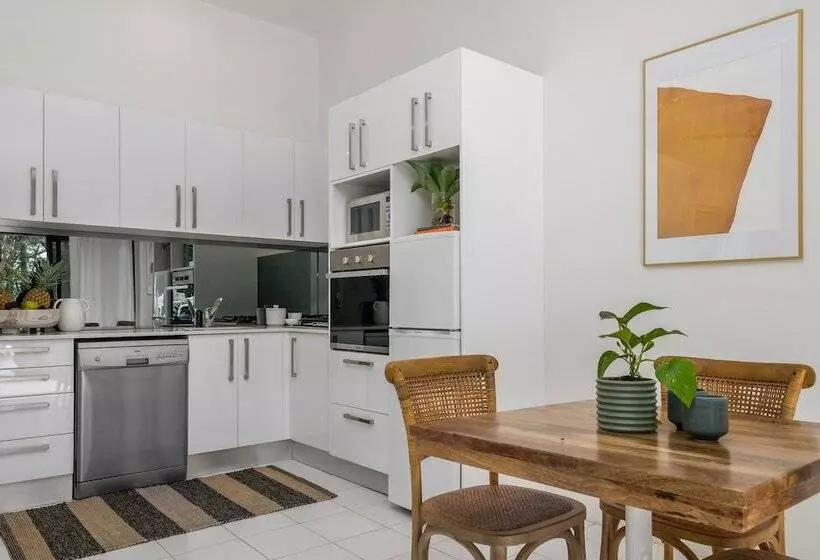 Your Luxury Escape   Little Farm Cottage 1