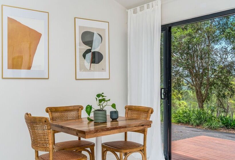 Your Luxury Escape   Little Farm Cottage 1